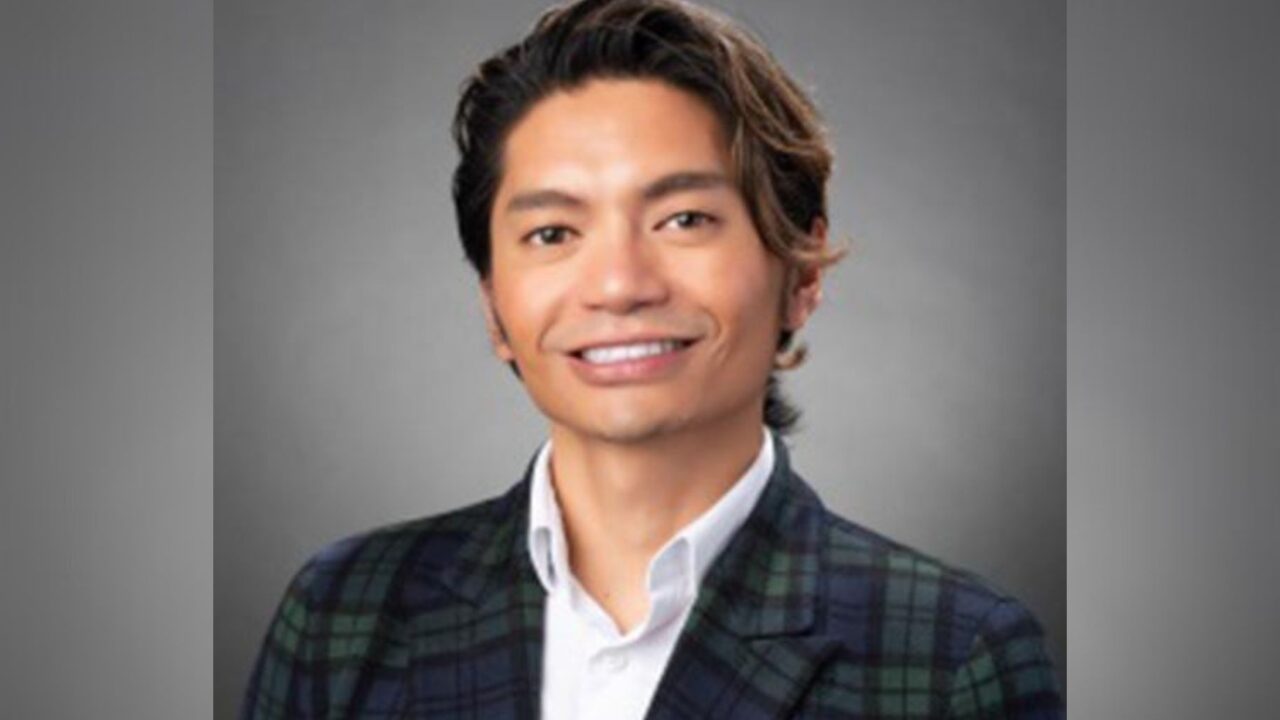 Headshot of Michael Paranal.